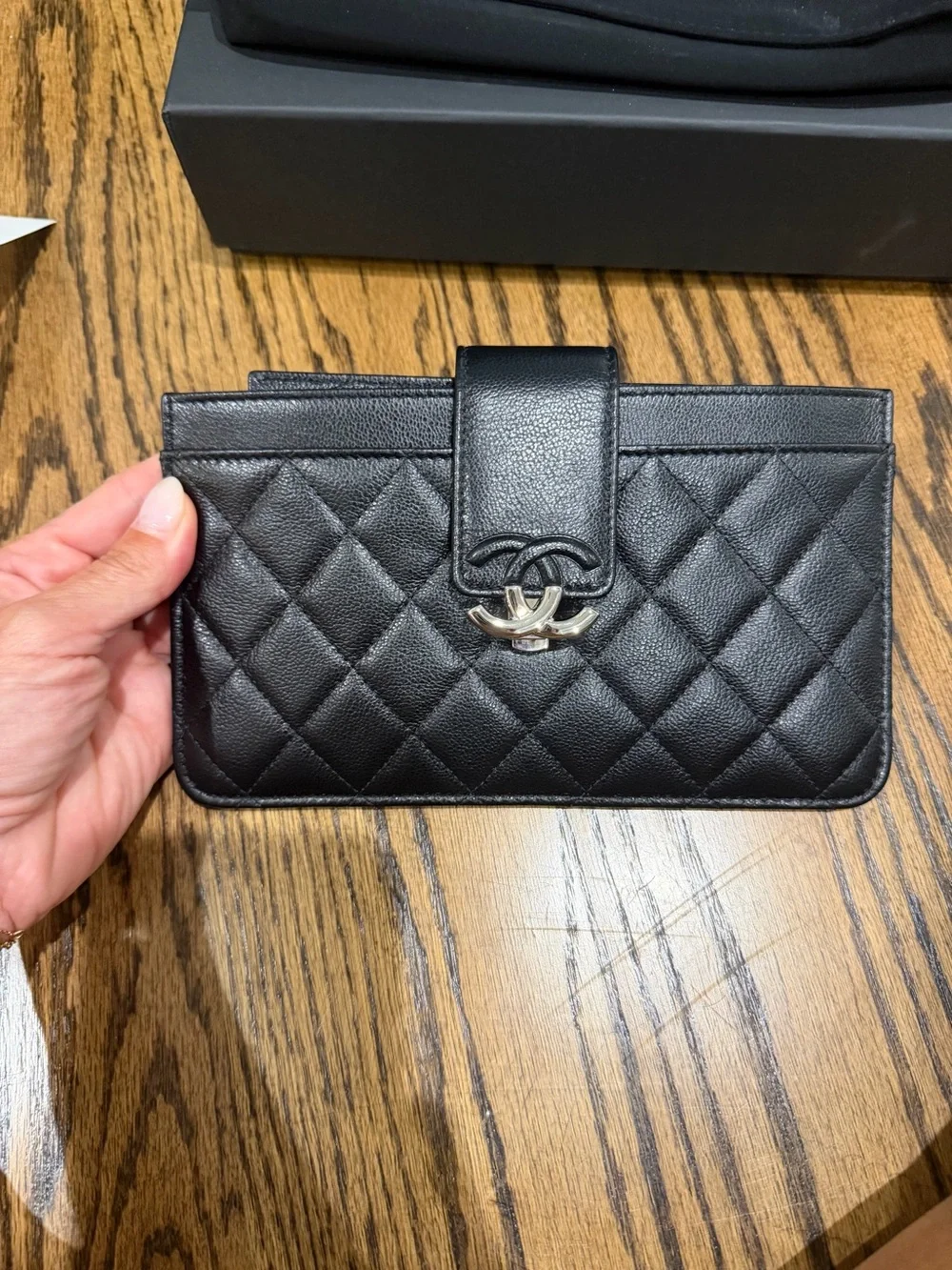 CHANEL classic quilted